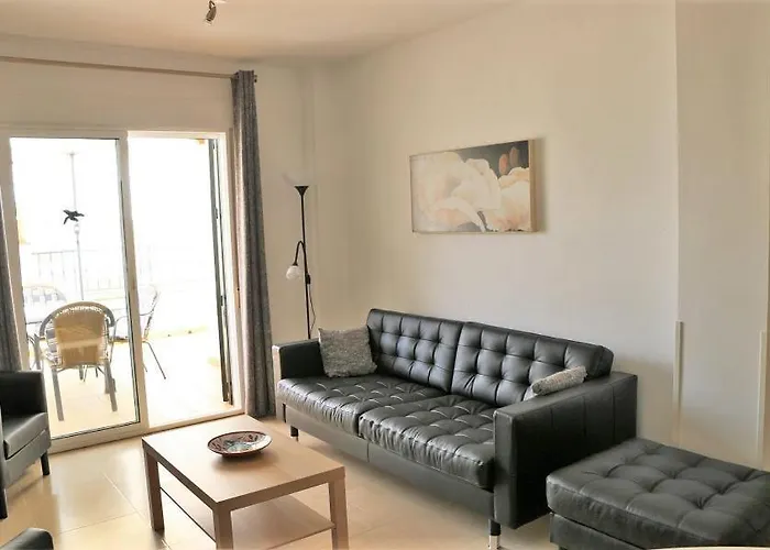 Casa Kasander, Two Bedroom Appartment Near Beach With Pool